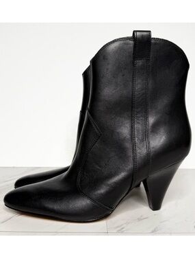 Marc Fisher Carissa Black Leather Almond Toe Heeled Bootie 6 1/2 M